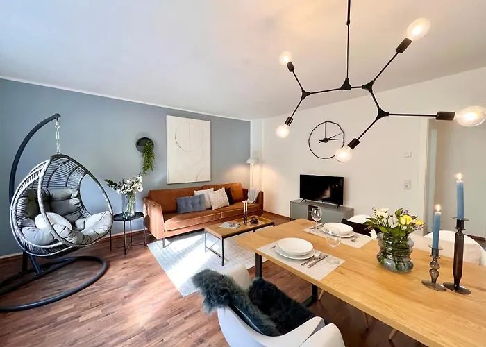Sabe Apartment: Balcony + Free Parking + Netflix