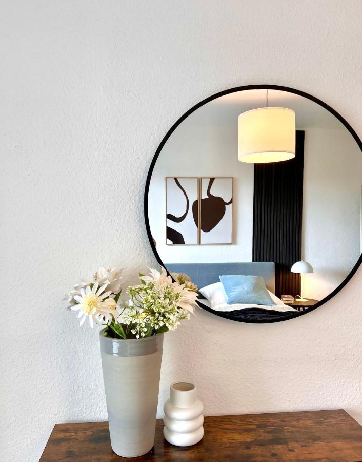 Sabe Apartment: Balcony + Free Parking + Netflix Apartment