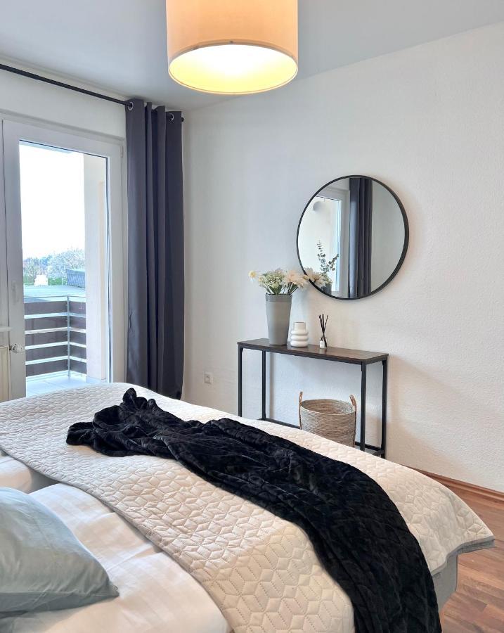 Sabe Apartment: Balcony + Free Parking + Netflix * Wuppertal